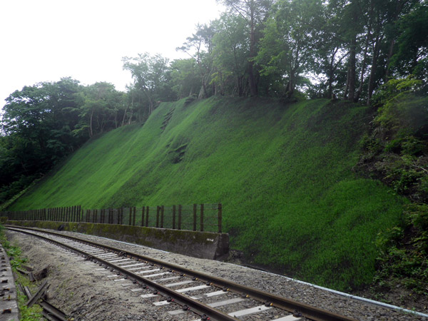 岩手県盛岡市の土木・法面工事 株式会社グリーン・ベネフィット/植生基材吹付工